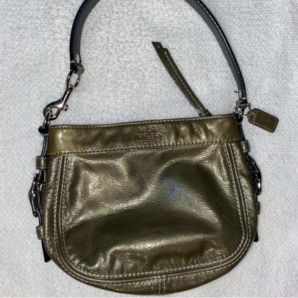 Coach Green Leather Shoulder Bag with Distressed Finish